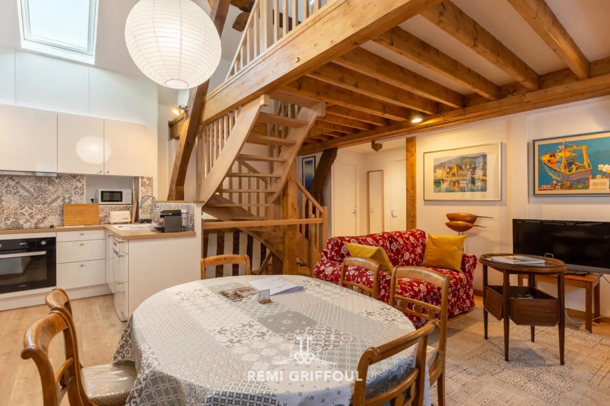 Le Sejour Honfleurais 3 Duplex With Local Charm Center 4 Guests Apartment